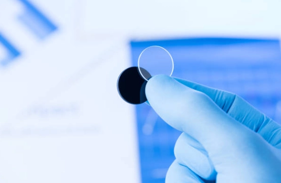 How Do Custom Thin-Film Optical Filters Improve Wavelength Selection in Medical, Industrial, and Infrared Systems