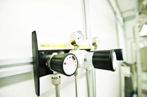 NDIR Gas Sensors for Pollution Monitoring Why Filter Bandwidth Determines Sensitivity and Selectivity NDIR Gas Sensors for Pollution Monitoring Why Filter Bandwidth Determines Sensitivity and Selectivity